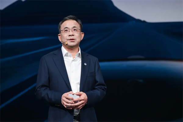 诸神乱战下，上汽以厚度重塑"老大"担当