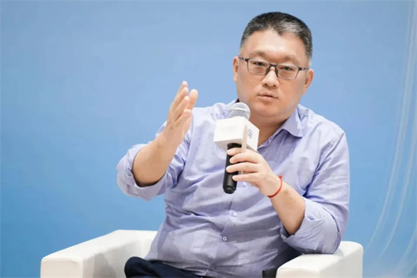 华体网官方网站的反攻