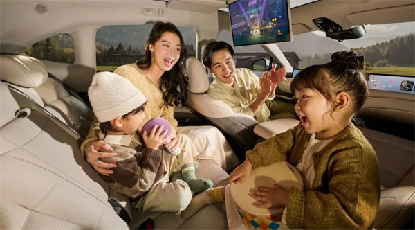 升舱不加价！“满配SUV”全新智己LS6剧院版上市，权益价21.99万~28.29万元
